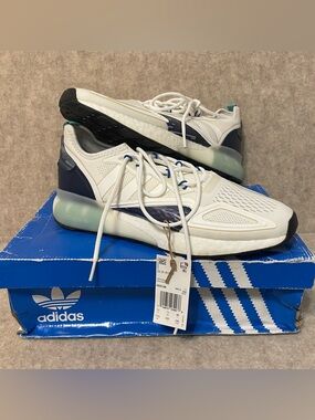 NWT ADIDAS ZX 2K BOOST size 11.5 very comfy H05148 tennis shoe running sneaker